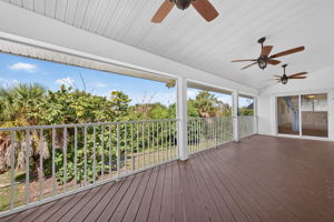 Lanai 2 of 3