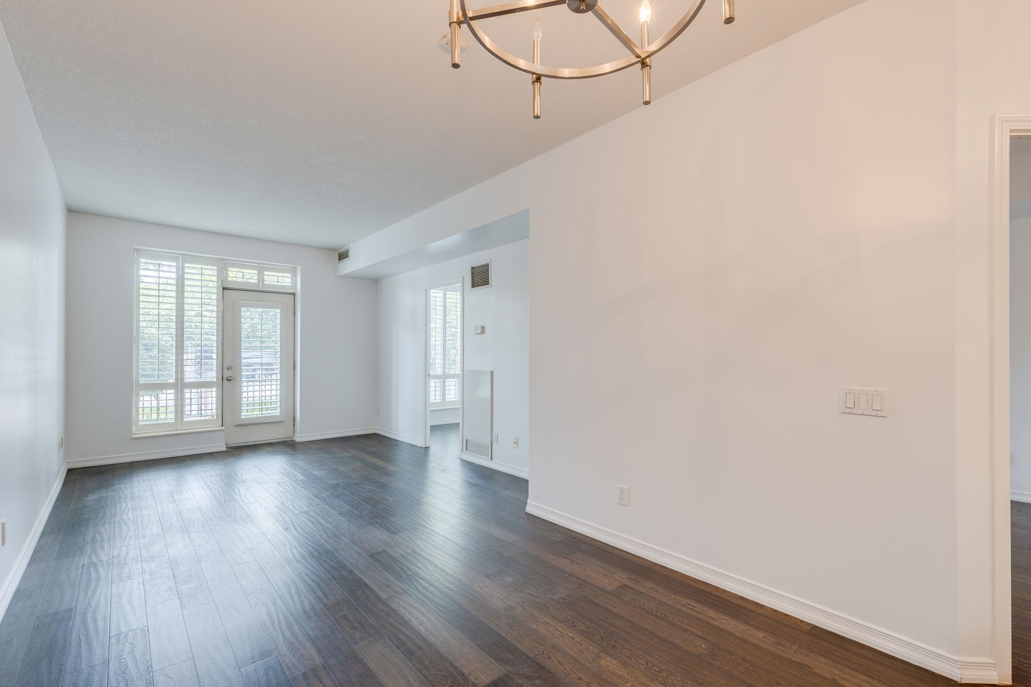 Toronto property showcase — delivered property photograph 12