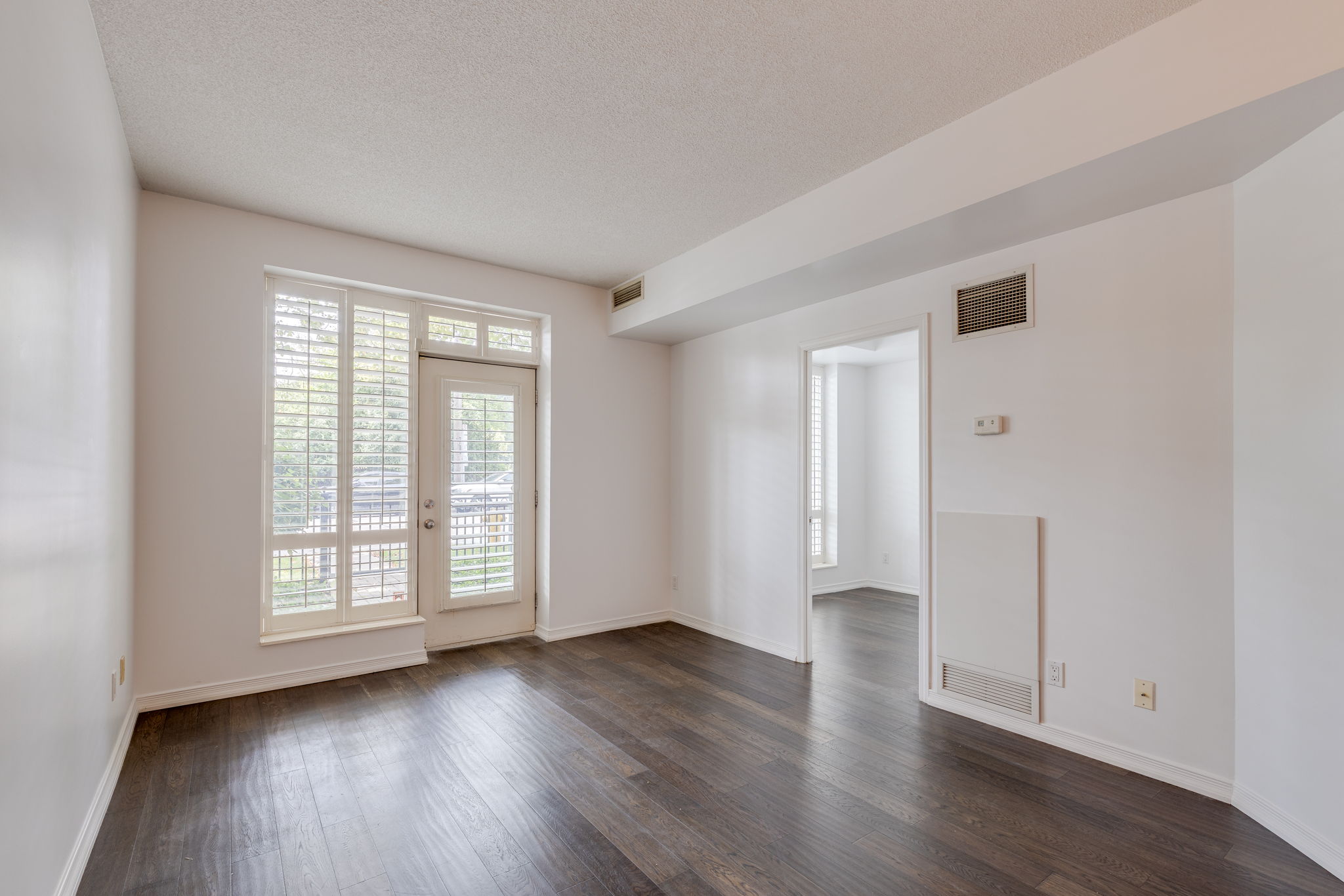 Toronto property showcase — delivered property photograph 14