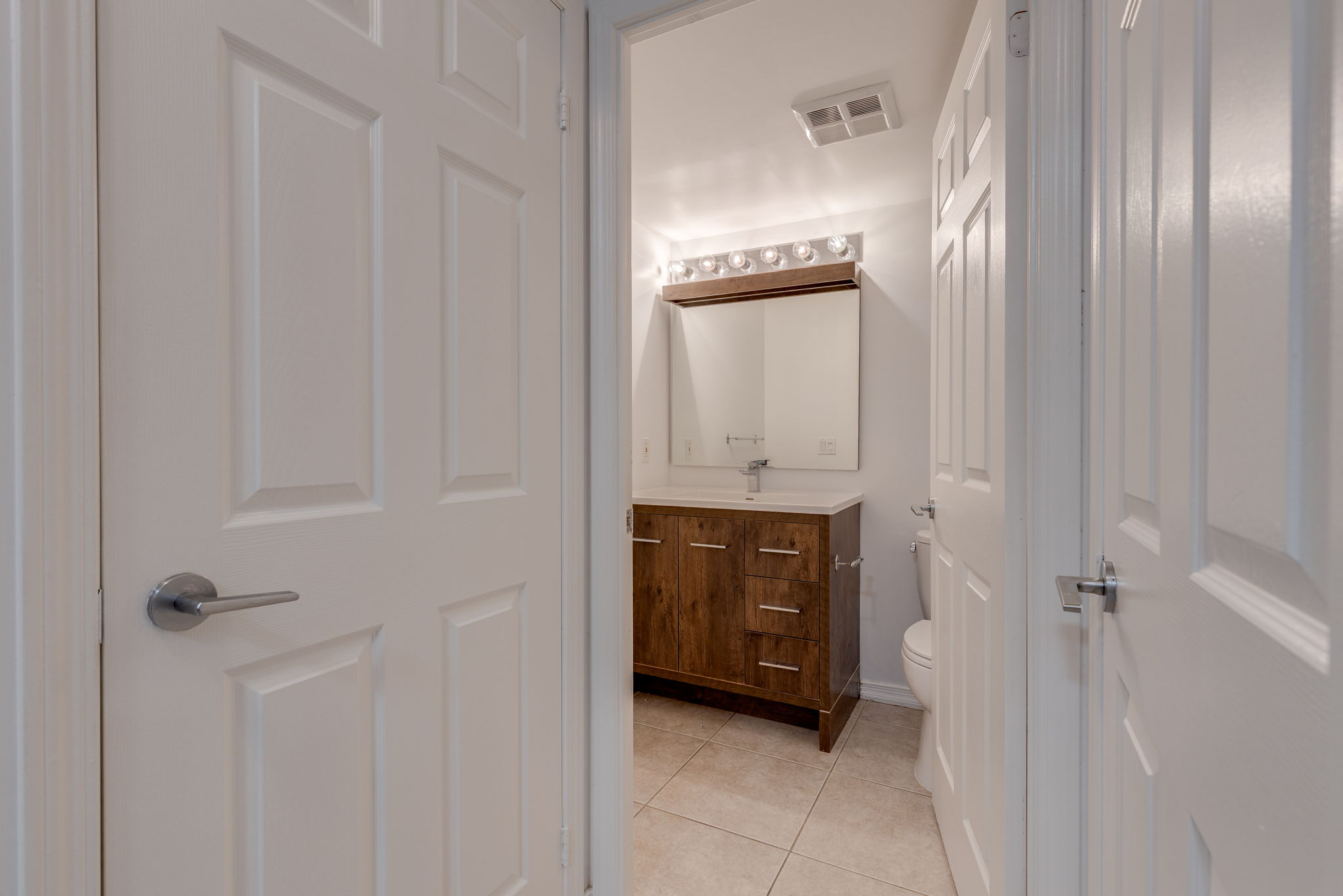 Toronto property showcase — delivered property photograph 22
