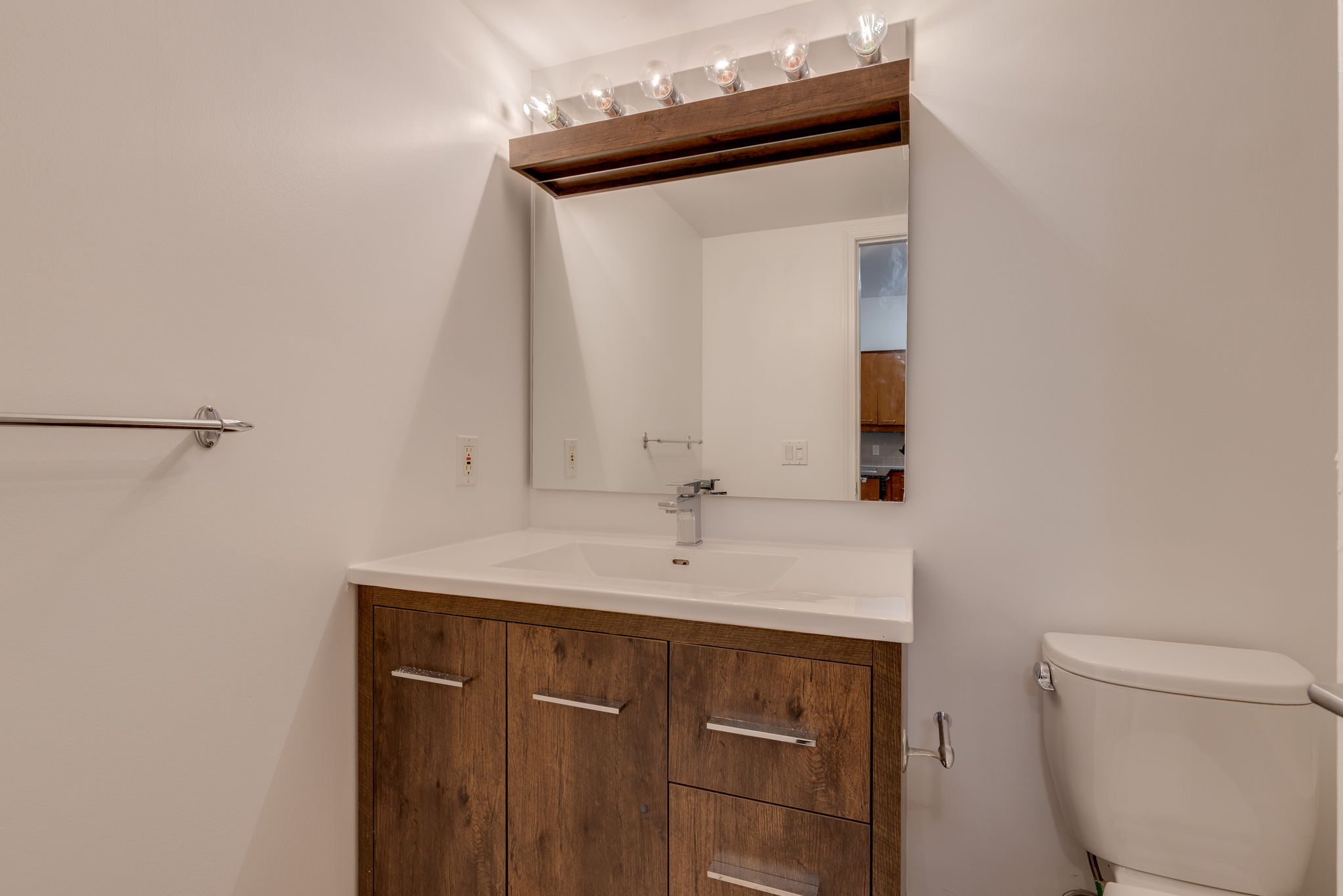 Toronto property showcase — delivered property photograph 23