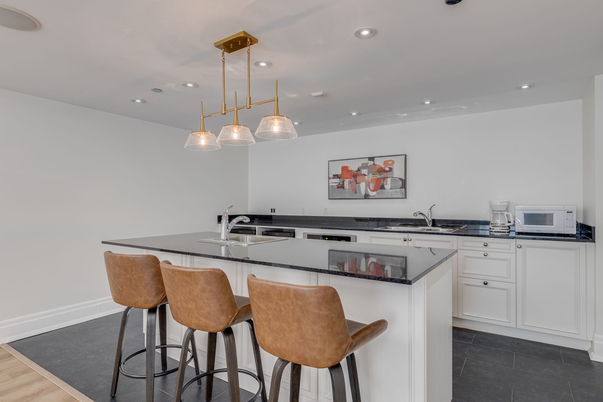 Toronto property showcase — delivered property photograph 33