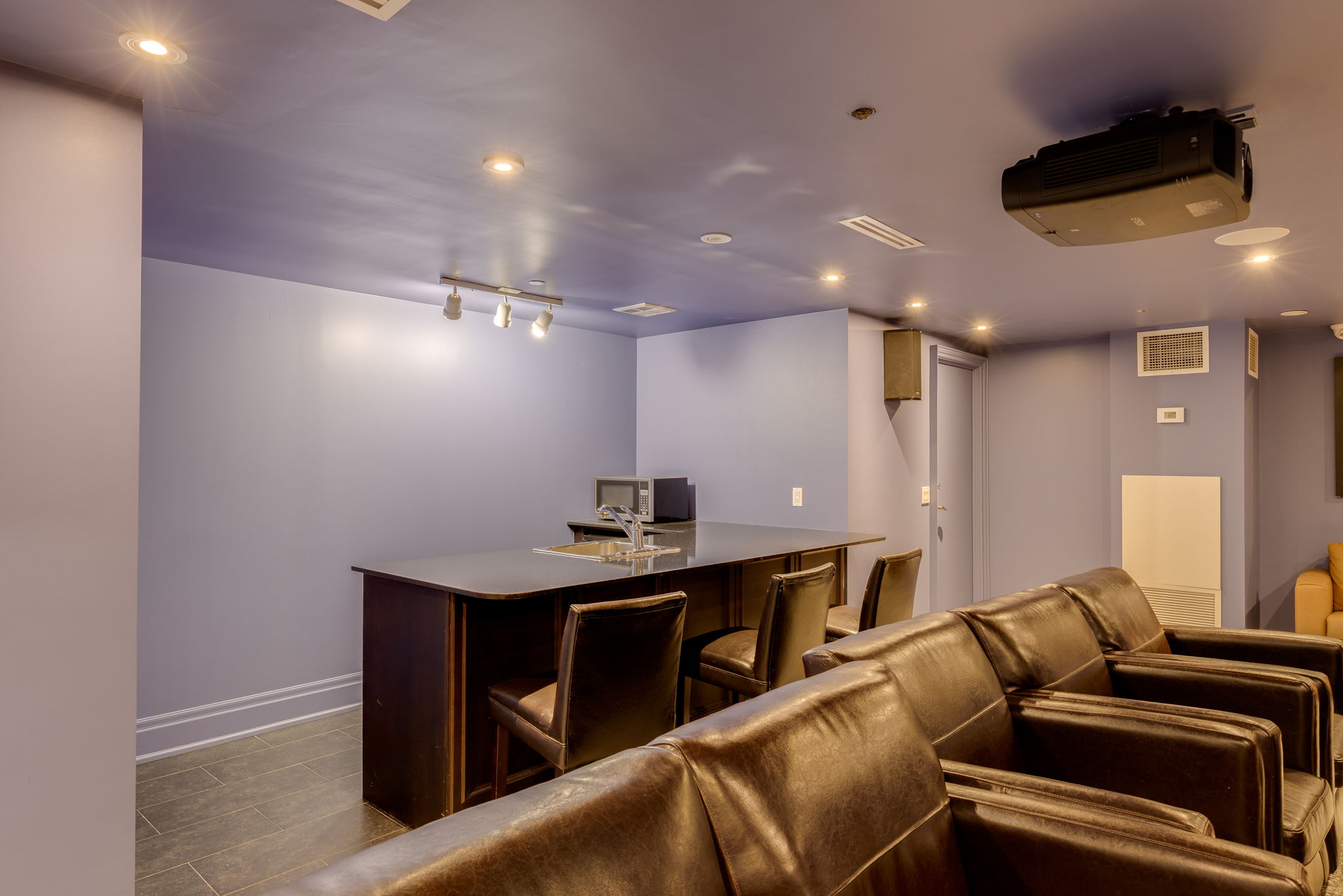 Toronto property showcase — delivered property photograph 39