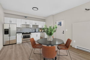  Photo 51