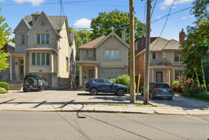 485 Spadina Rd Basement, Toronto ON