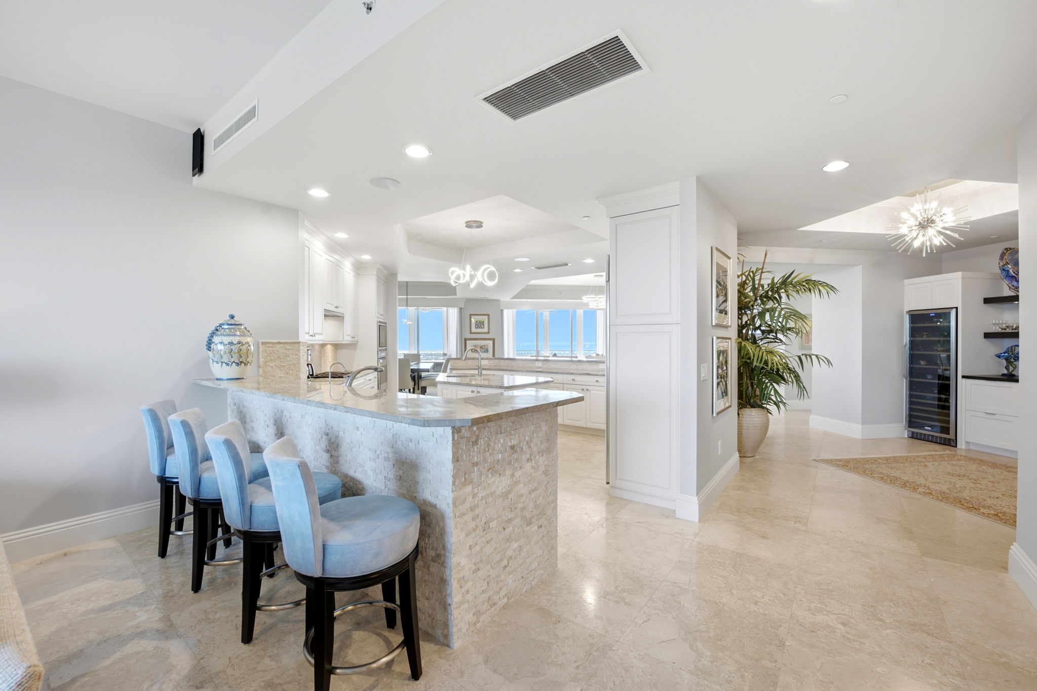 Kitchen Bar in Family Room