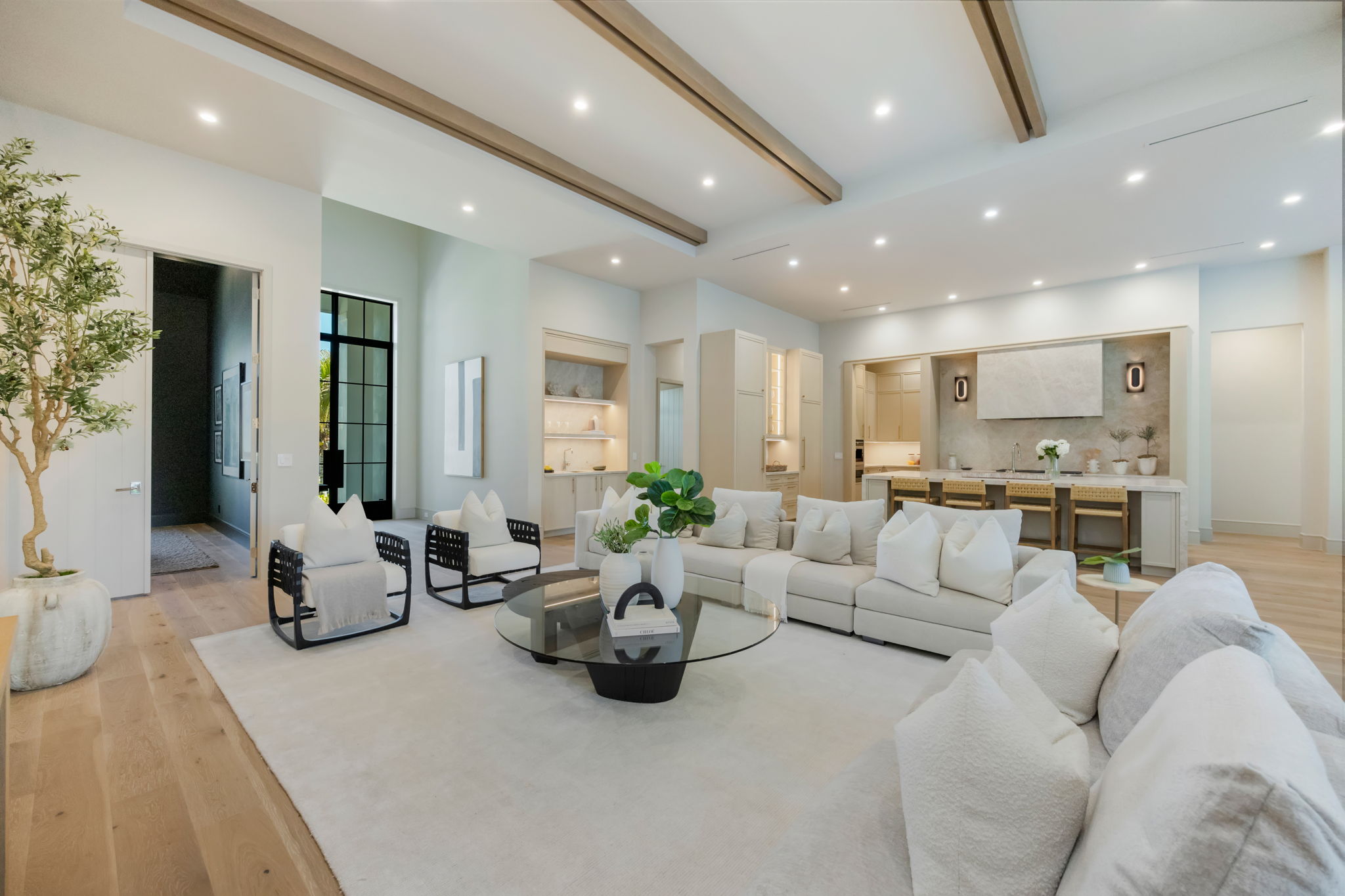 Chip Youmans - 4851 Crayton Rd-6