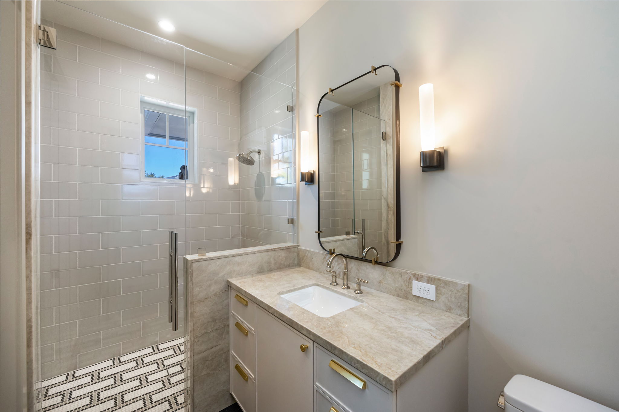 Chip Youmans - 4851 Crayton Rd-28