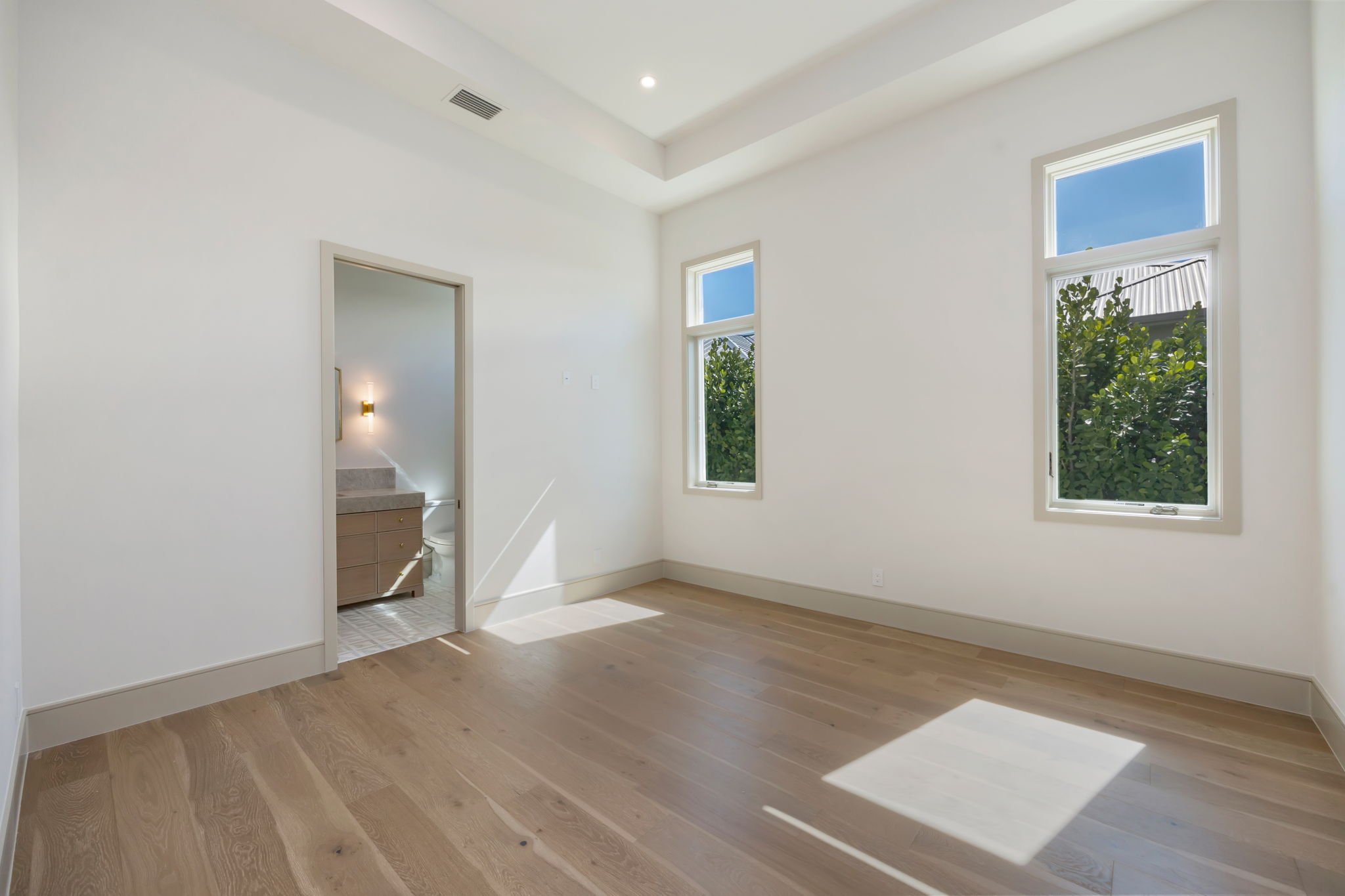 Chip Youmans - 4851 Crayton Rd-35