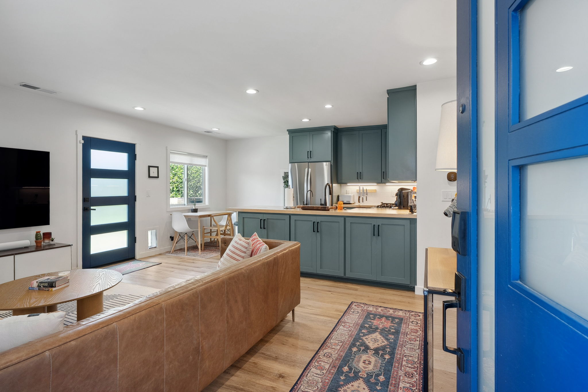 4852 S Centinela Avenue-15