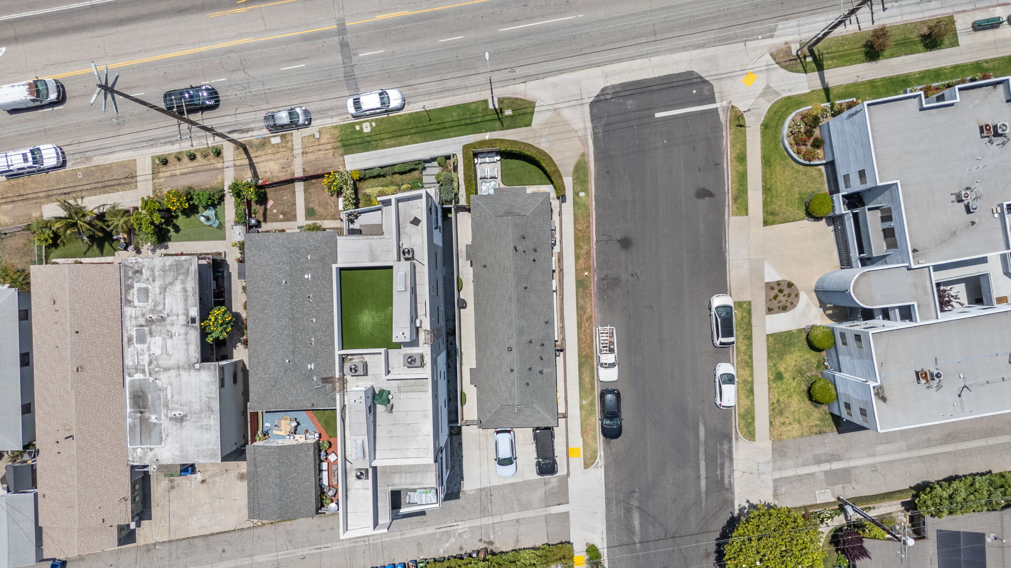 4852 S Centinela Avenue-39