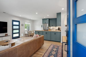 4852 S Centinela Avenue-15