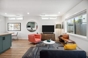4854 S Centinela Avenue-5