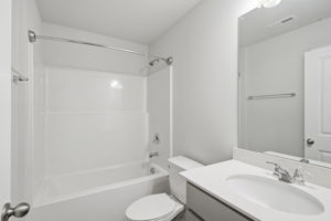  Photo 33