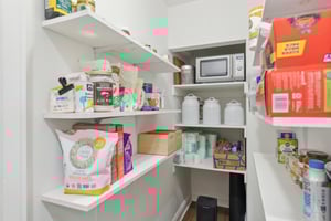 Walk-in Pantry