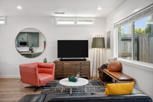 4854 S Centinela Avenue-6