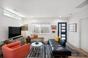 4854 S Centinela Avenue-18