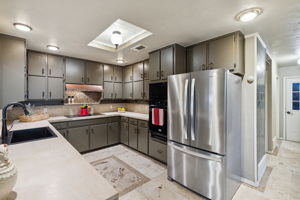 Kitchen Larger Unit
