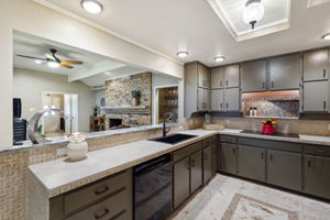 Kitchen Larger Unit