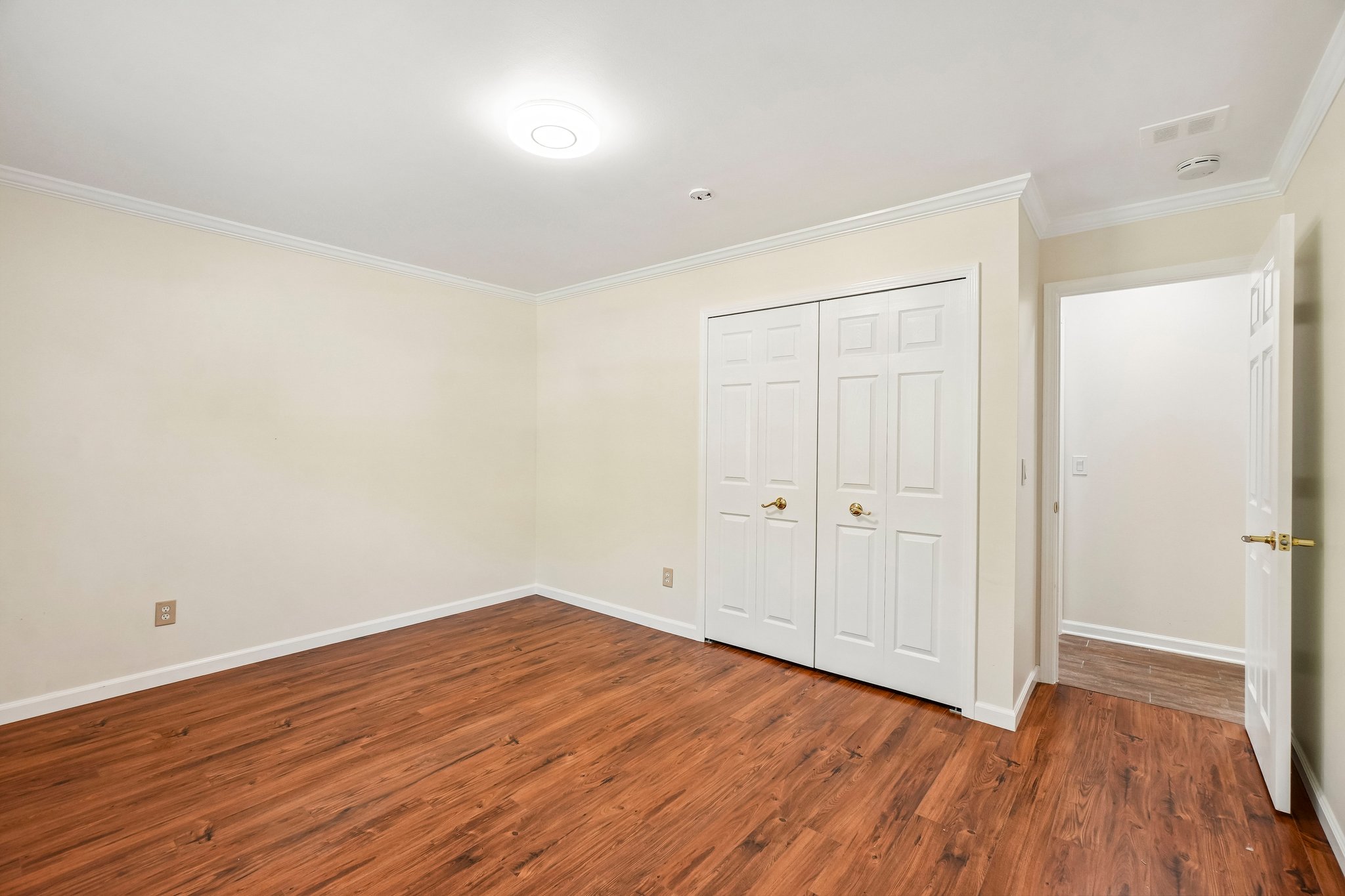 Butler Dr-S1407-019.jpg