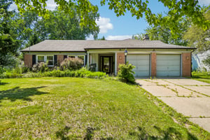 Butler Dr-S1407-001.jpg