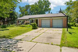 Butler Dr-S1407-002.jpg