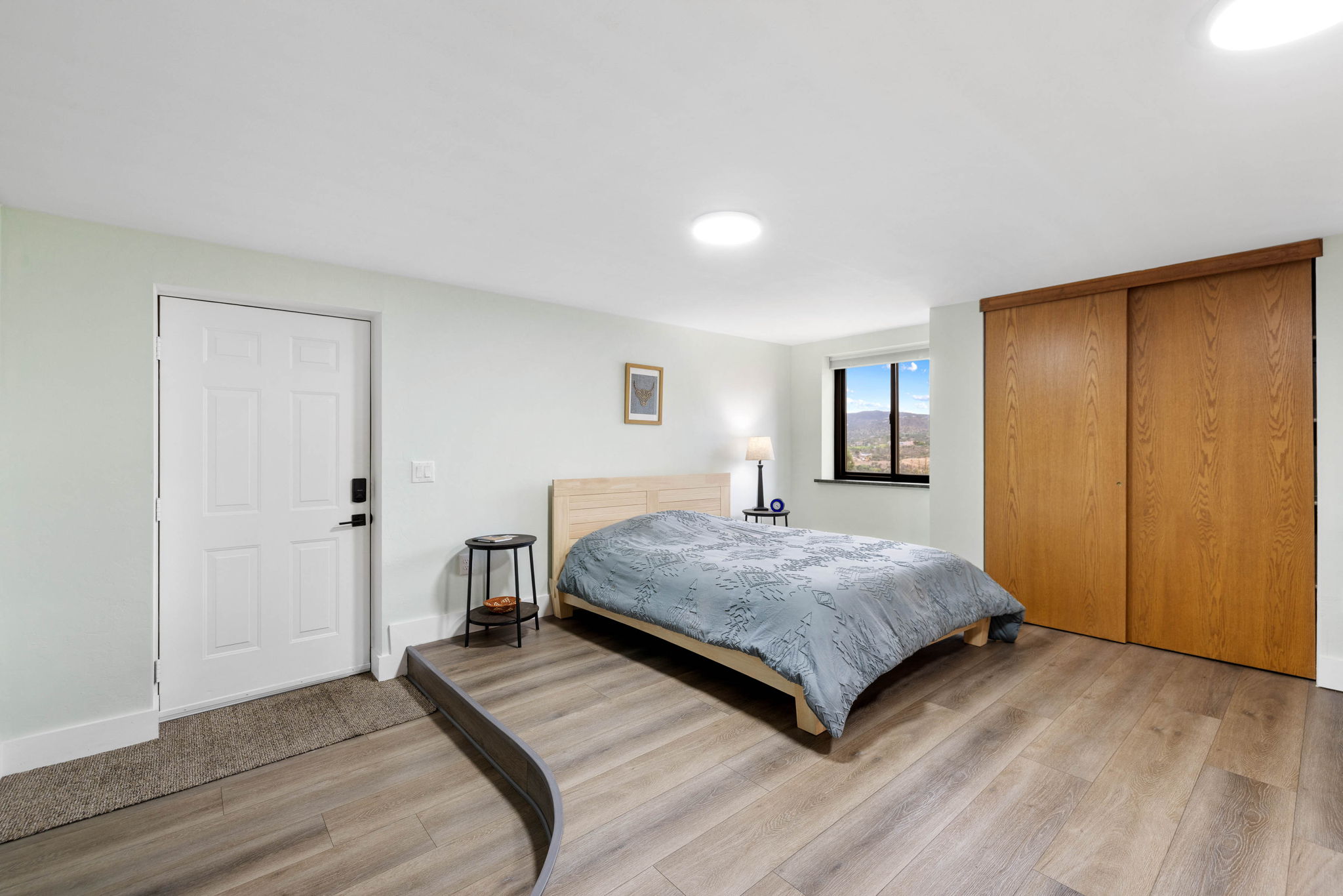 Primary Bedroom (2)