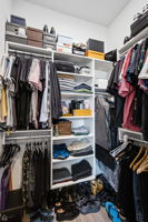 Walk in closet