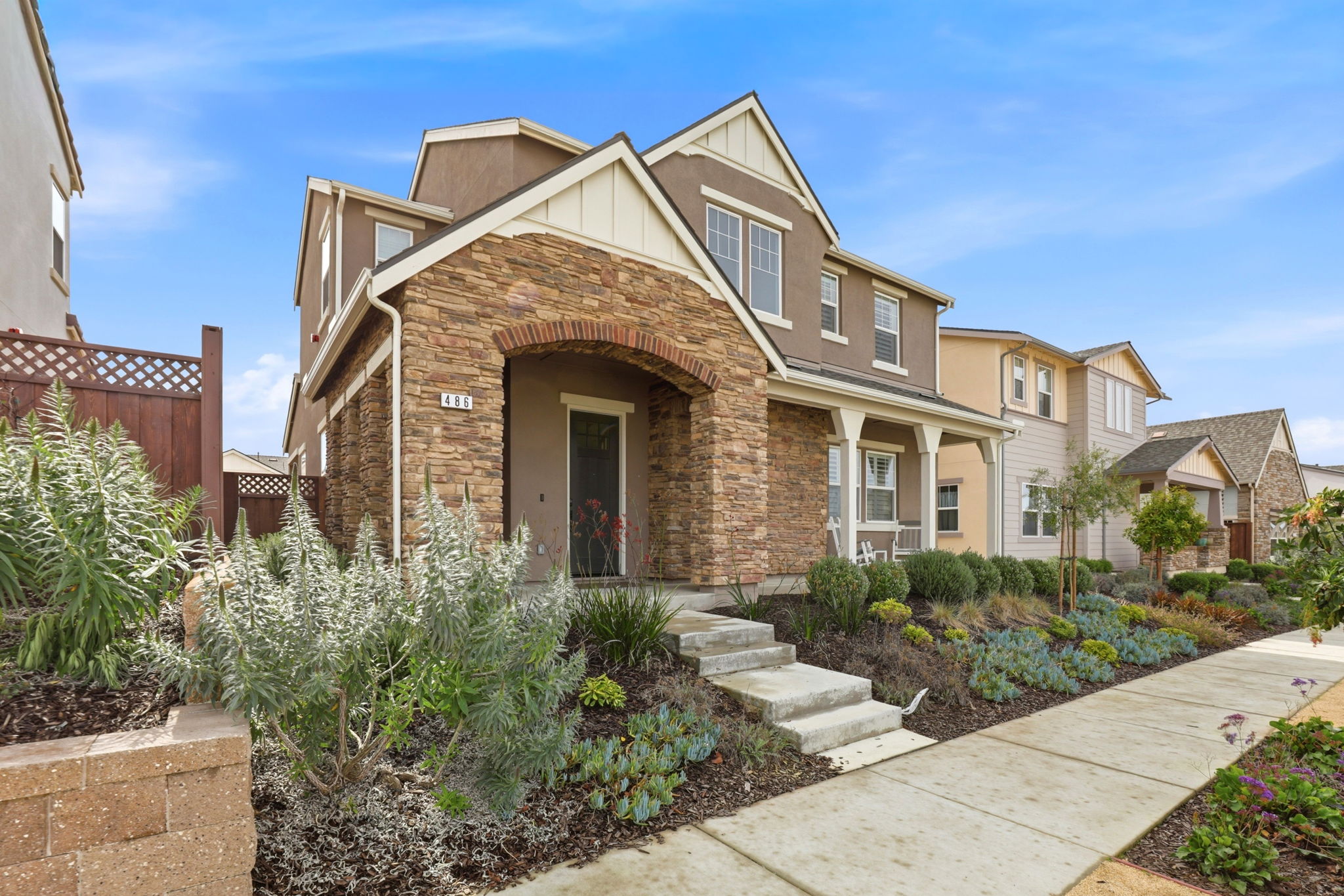 003_f8_486 Lassen Wy