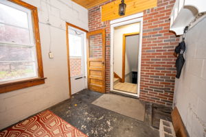  Photo 40