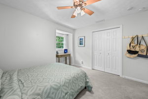  Photo 32