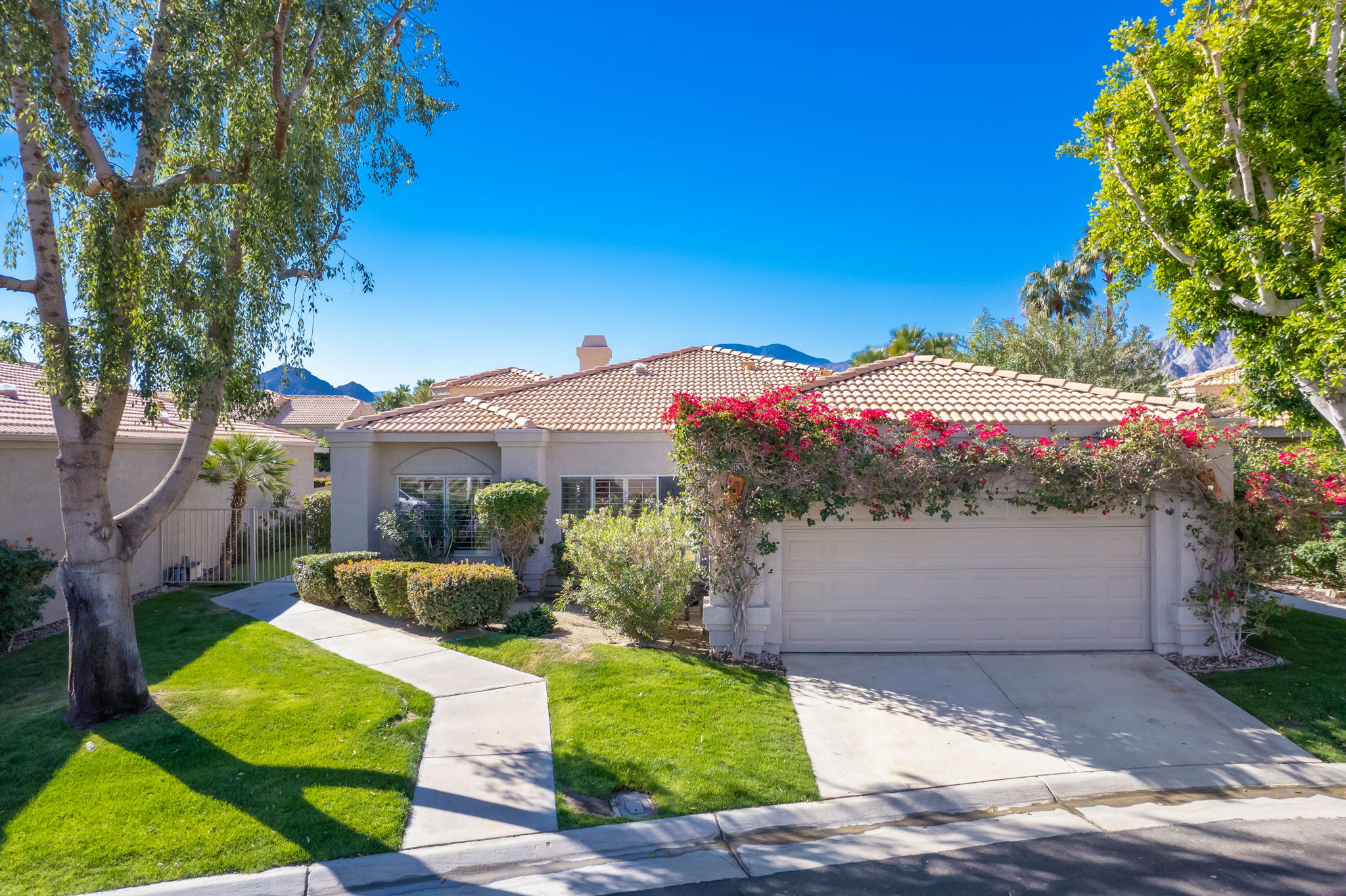 48617 Vista Tierra, La Quinta, CA 92253, USA Photo 1