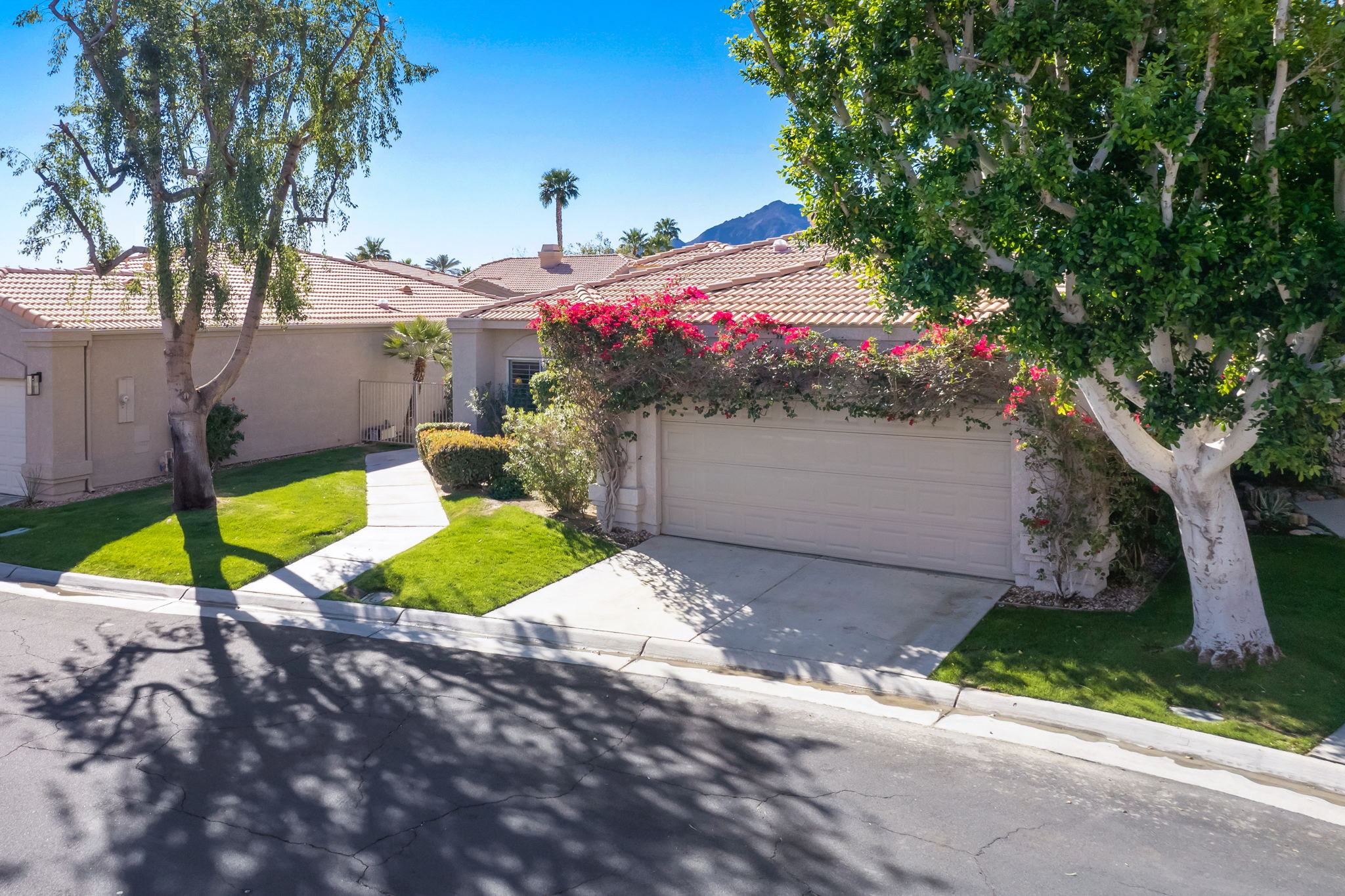 48617 Vista Tierra, La Quinta, CA 92253, USA Photo 3