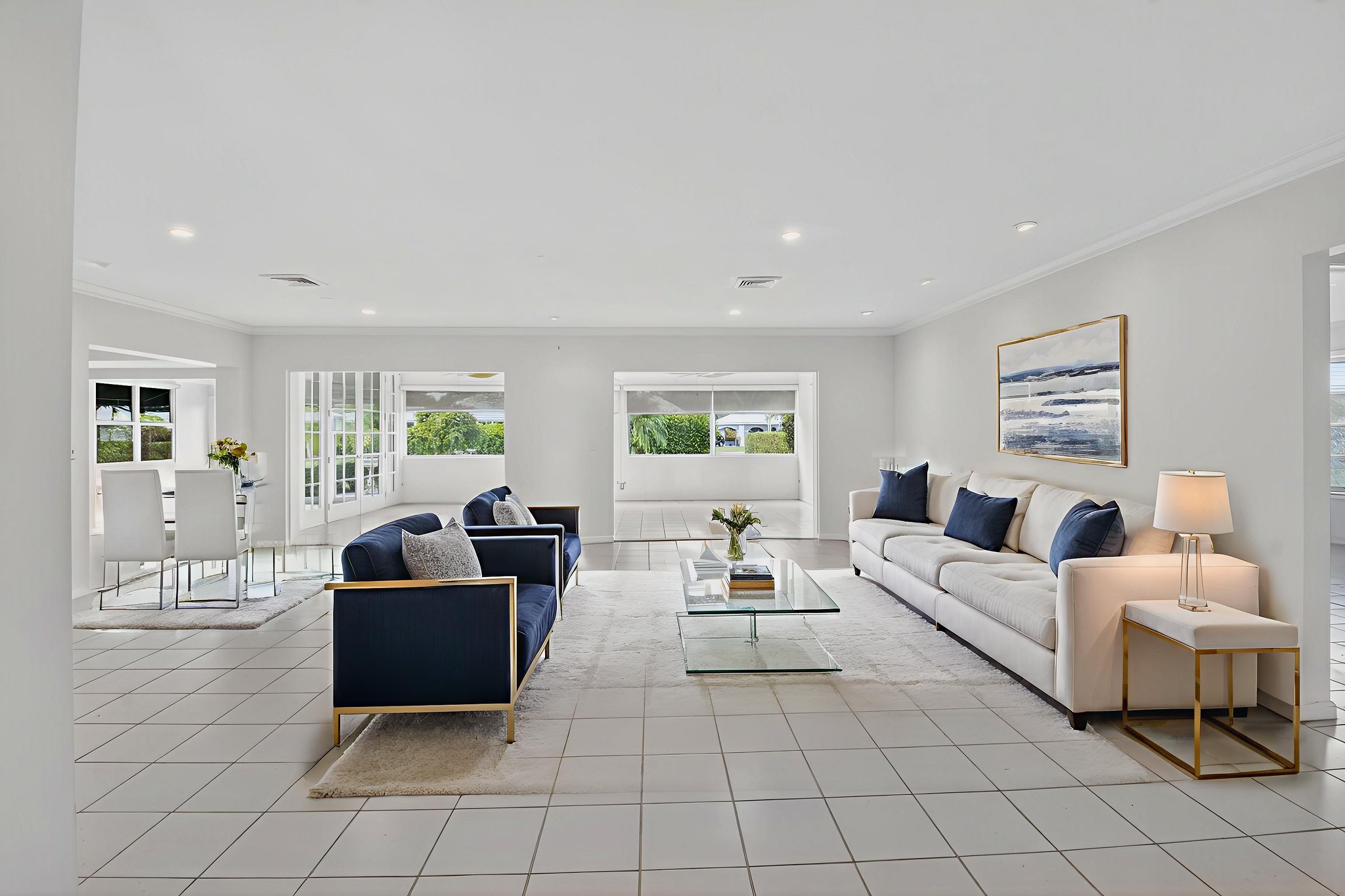 DSC_8488 virtually staged.jpeg