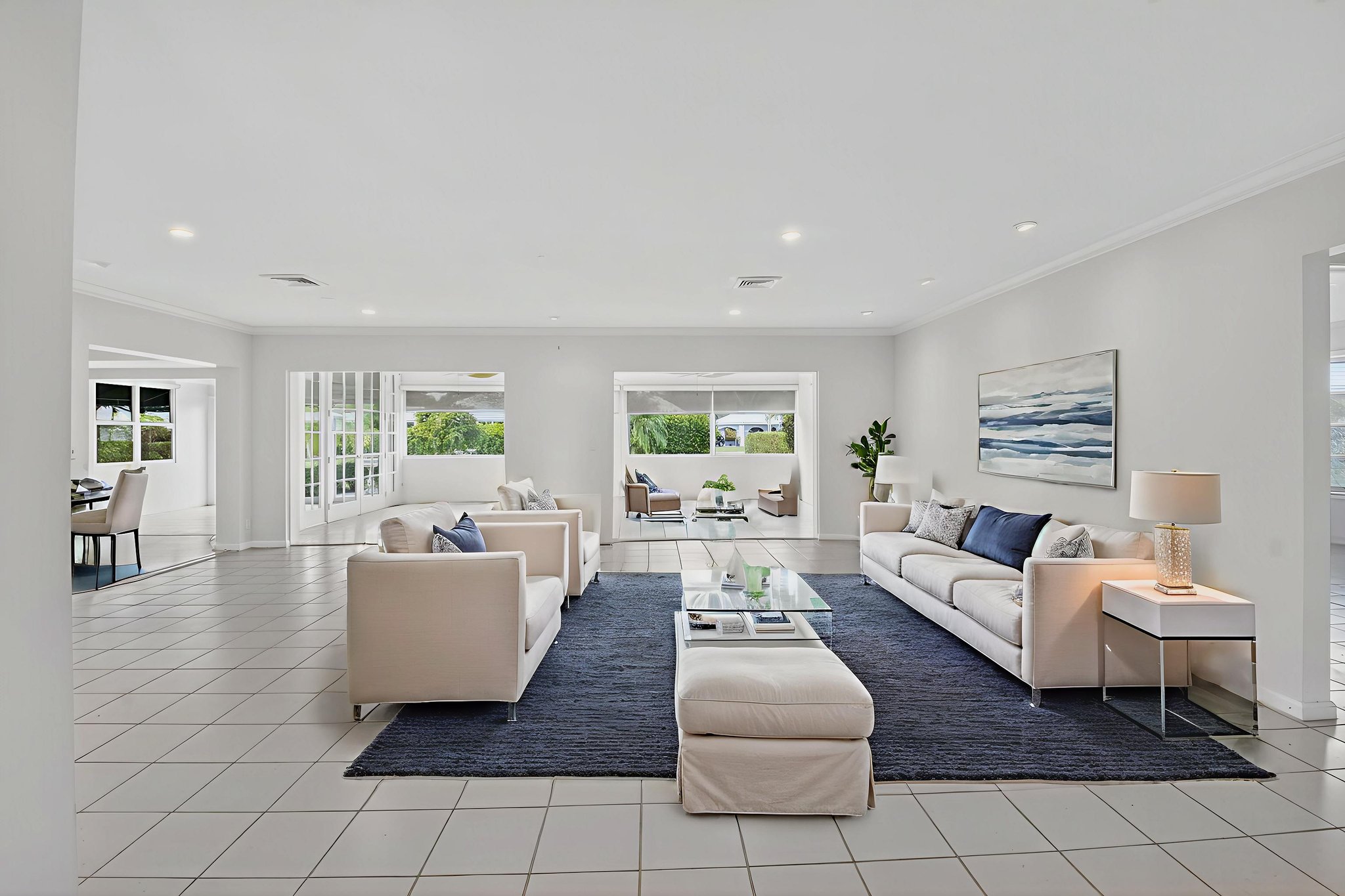 DSC_8488 virtually staged.jpeg