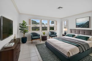 DSC_8583 virtually staged.jpeg