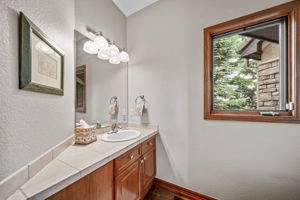  Photo 44