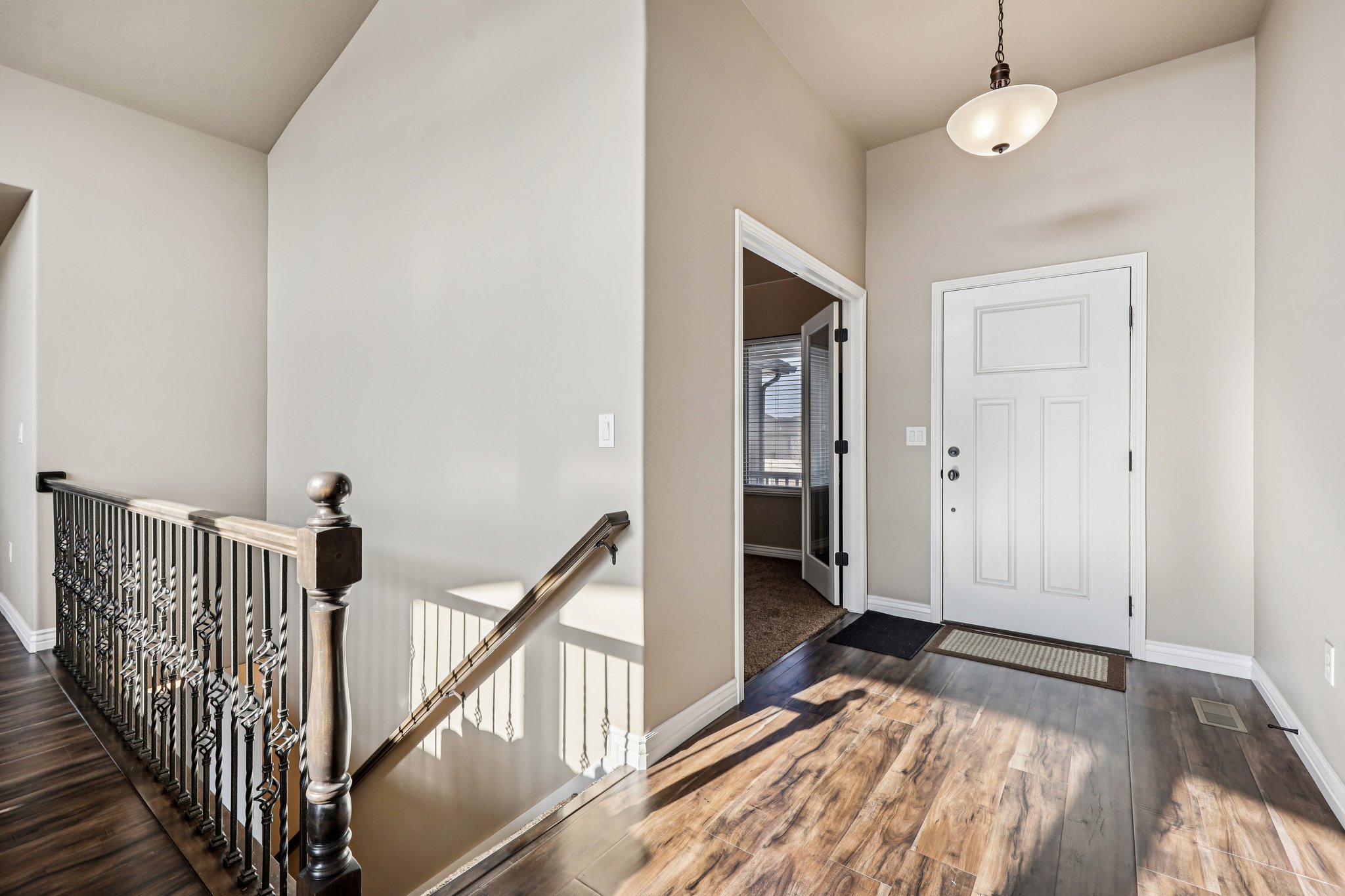 W 3550-S1501-005.jpg