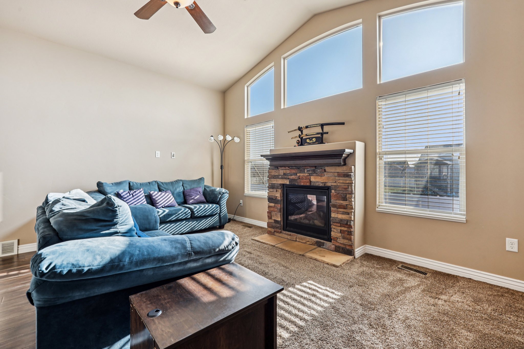 W 3550-S1501-008.jpg