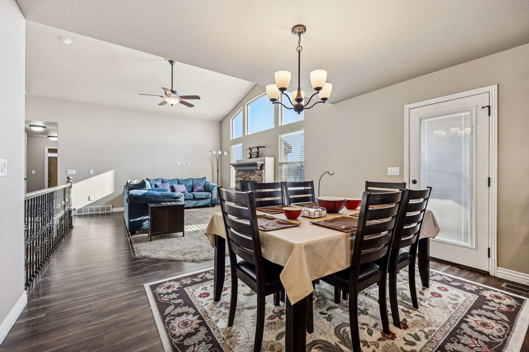 W 3550-S1501-012.jpg