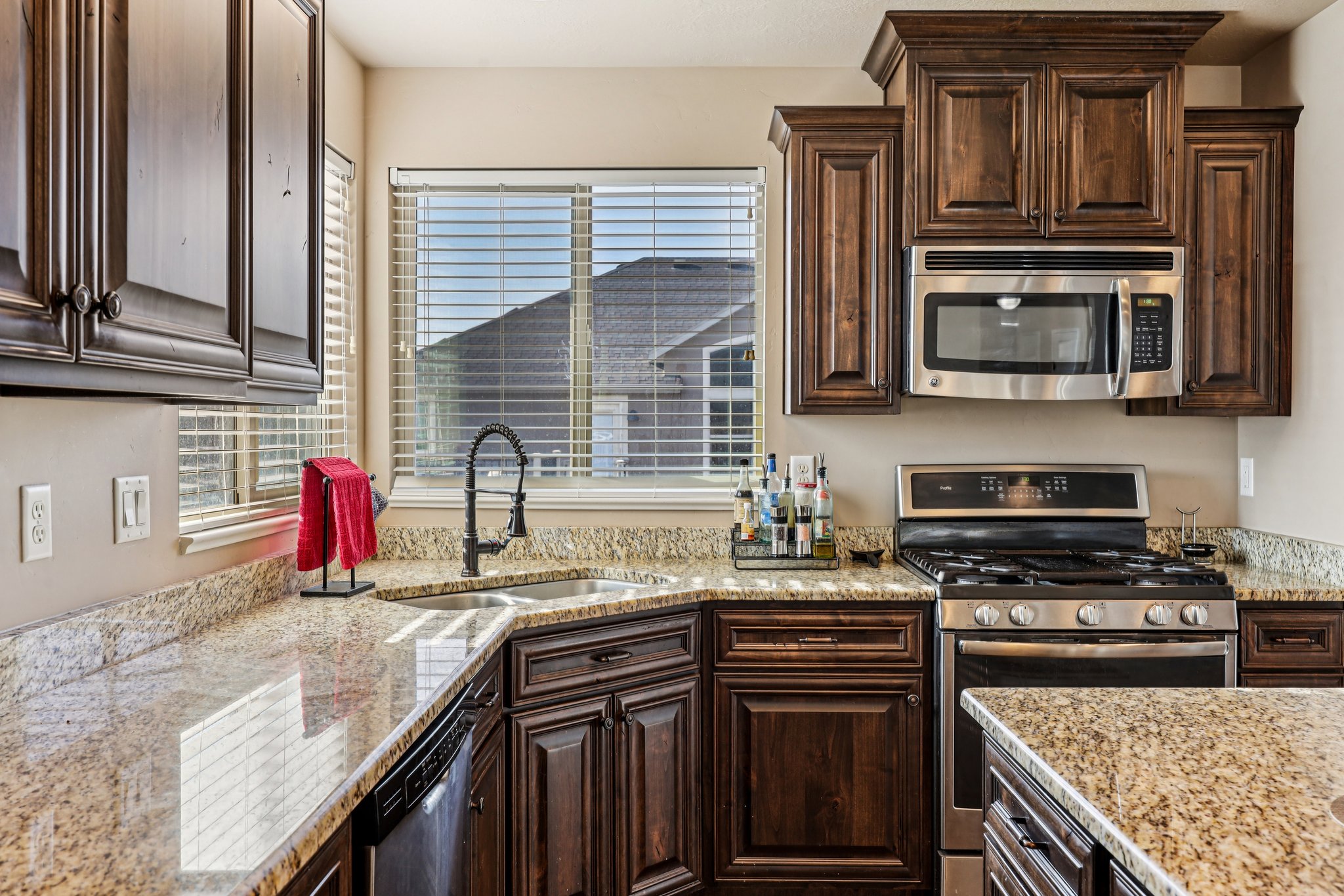 W 3550-S1501-016.jpg