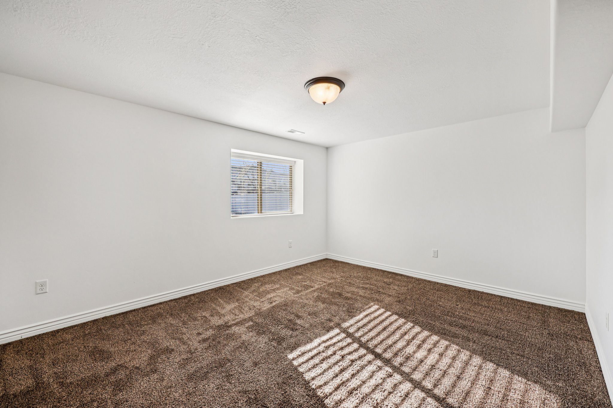 W 3550-S1501-029.jpg