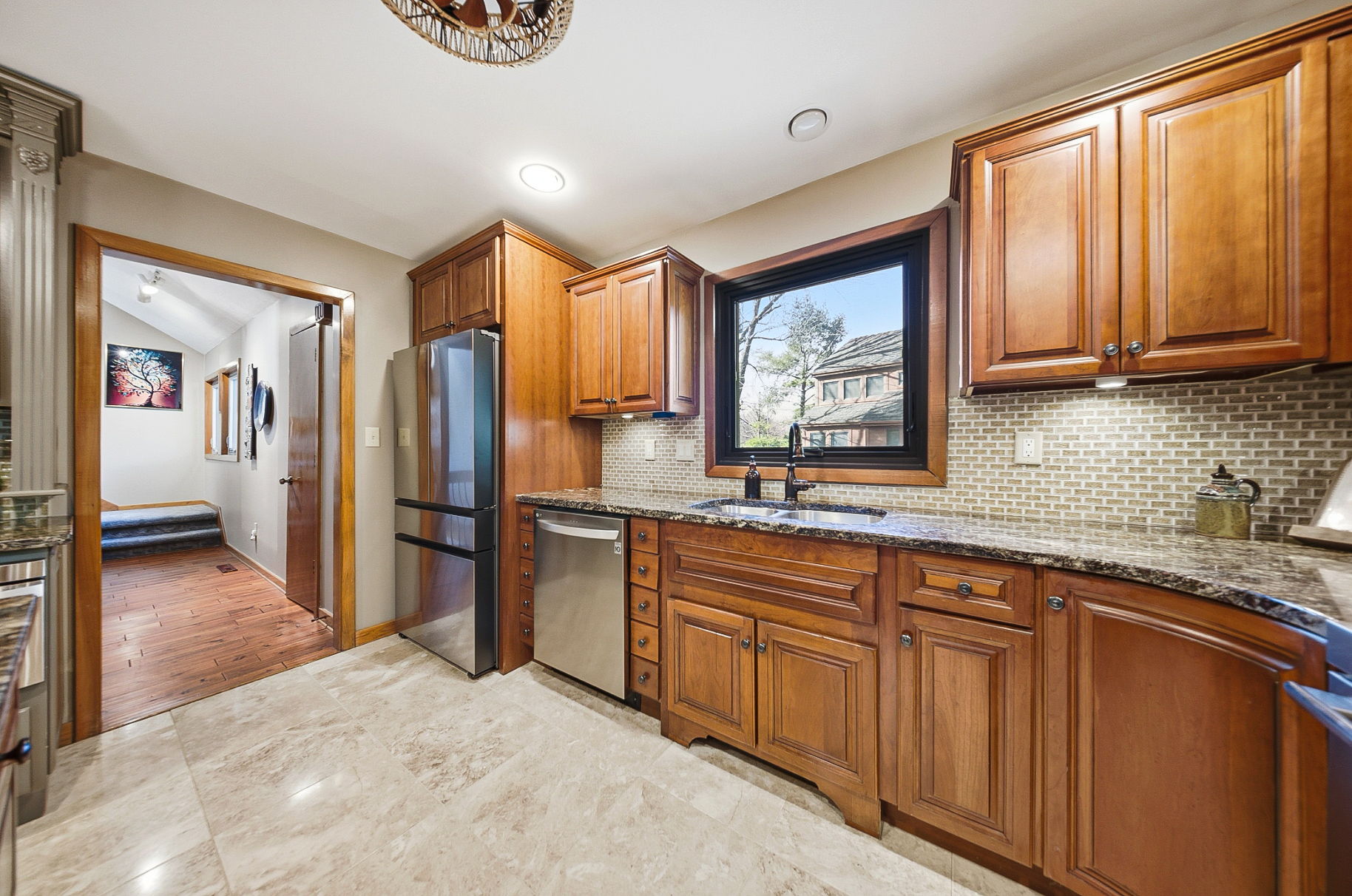 Jackie King - 487 Beachside Dr-19