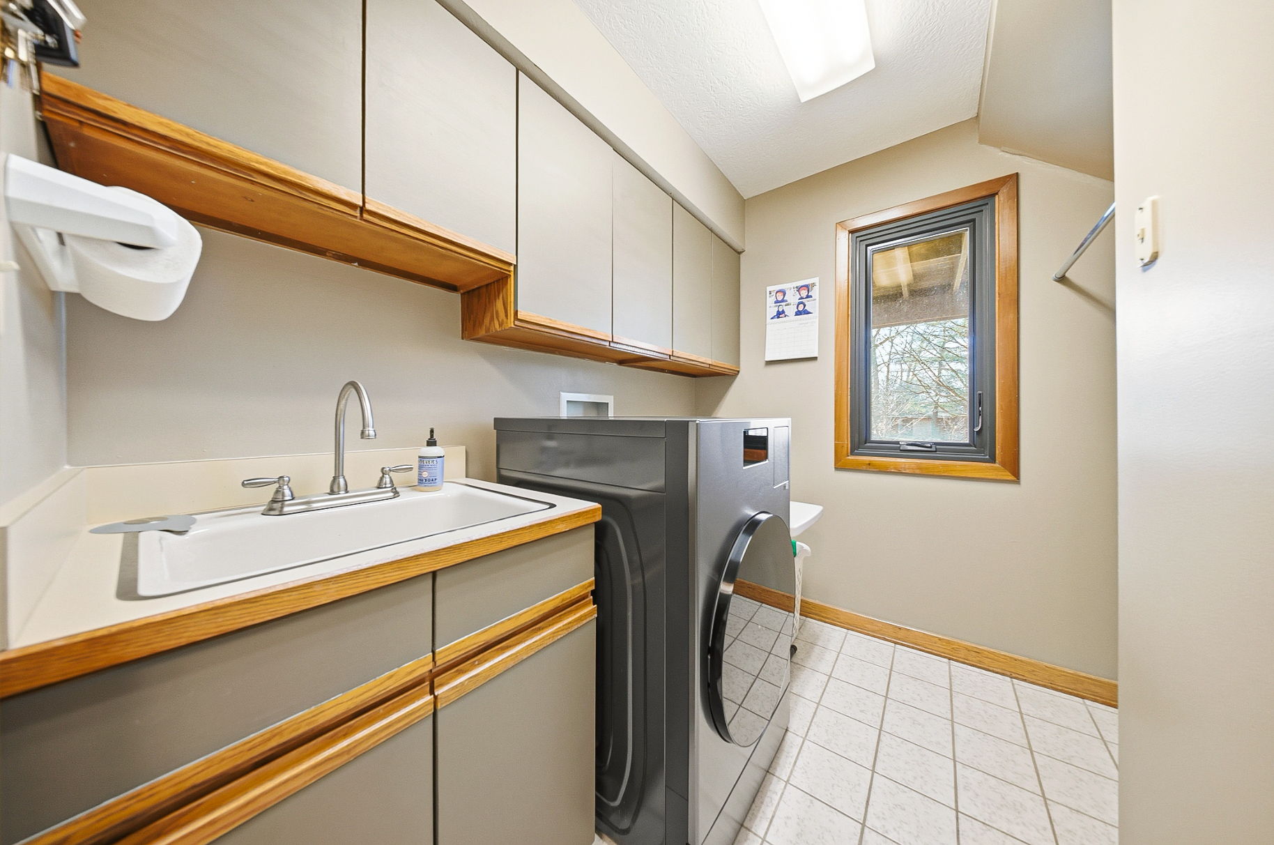 Jackie King - 487 Beachside Dr-43