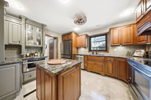 Jackie King - 487 Beachside Dr-18