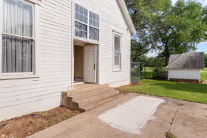  Photo 44