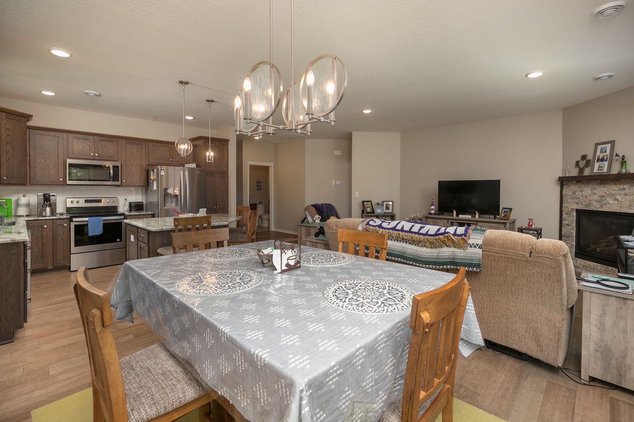 11-Dining Room