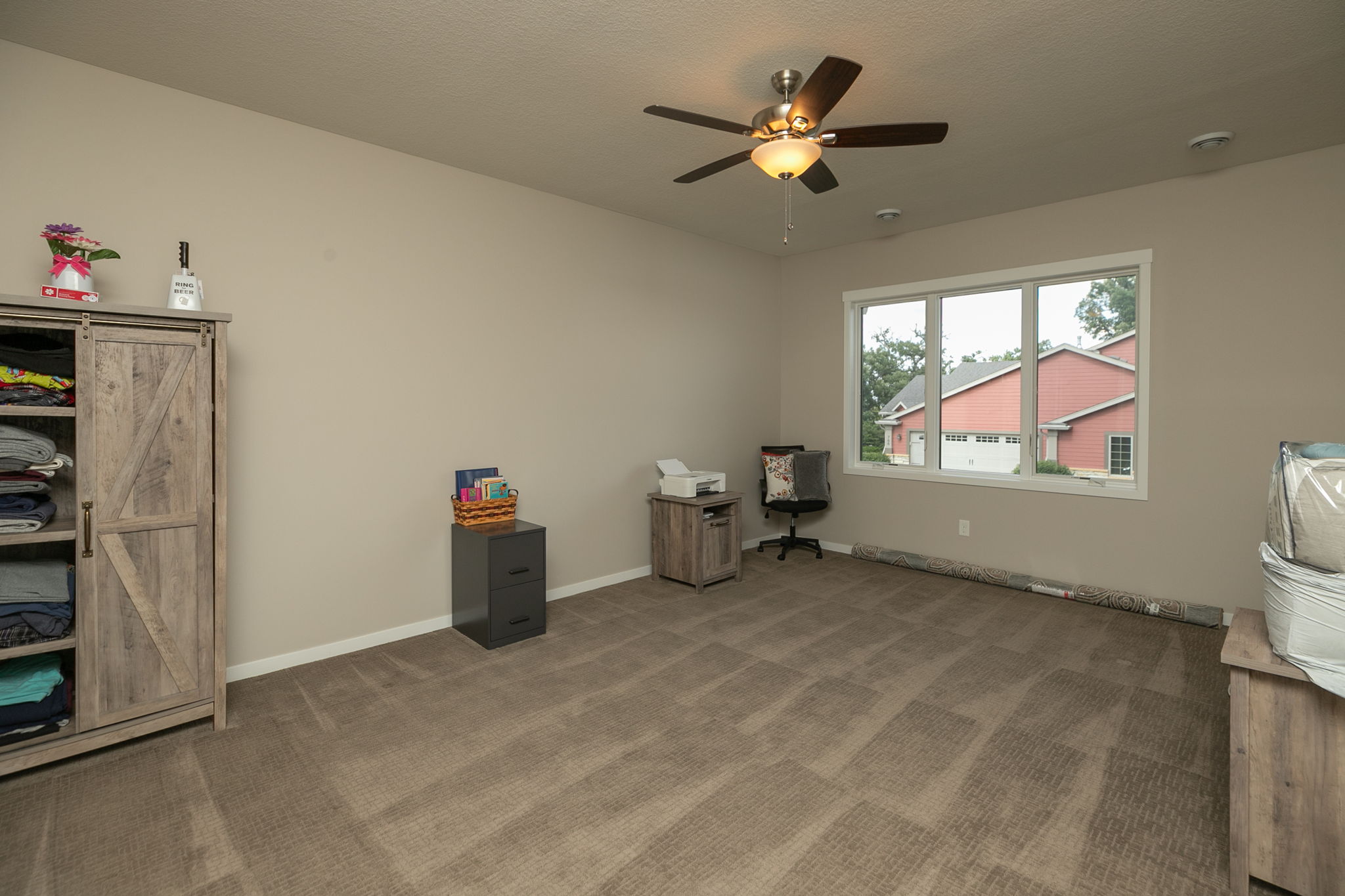 16-Master Bedroom