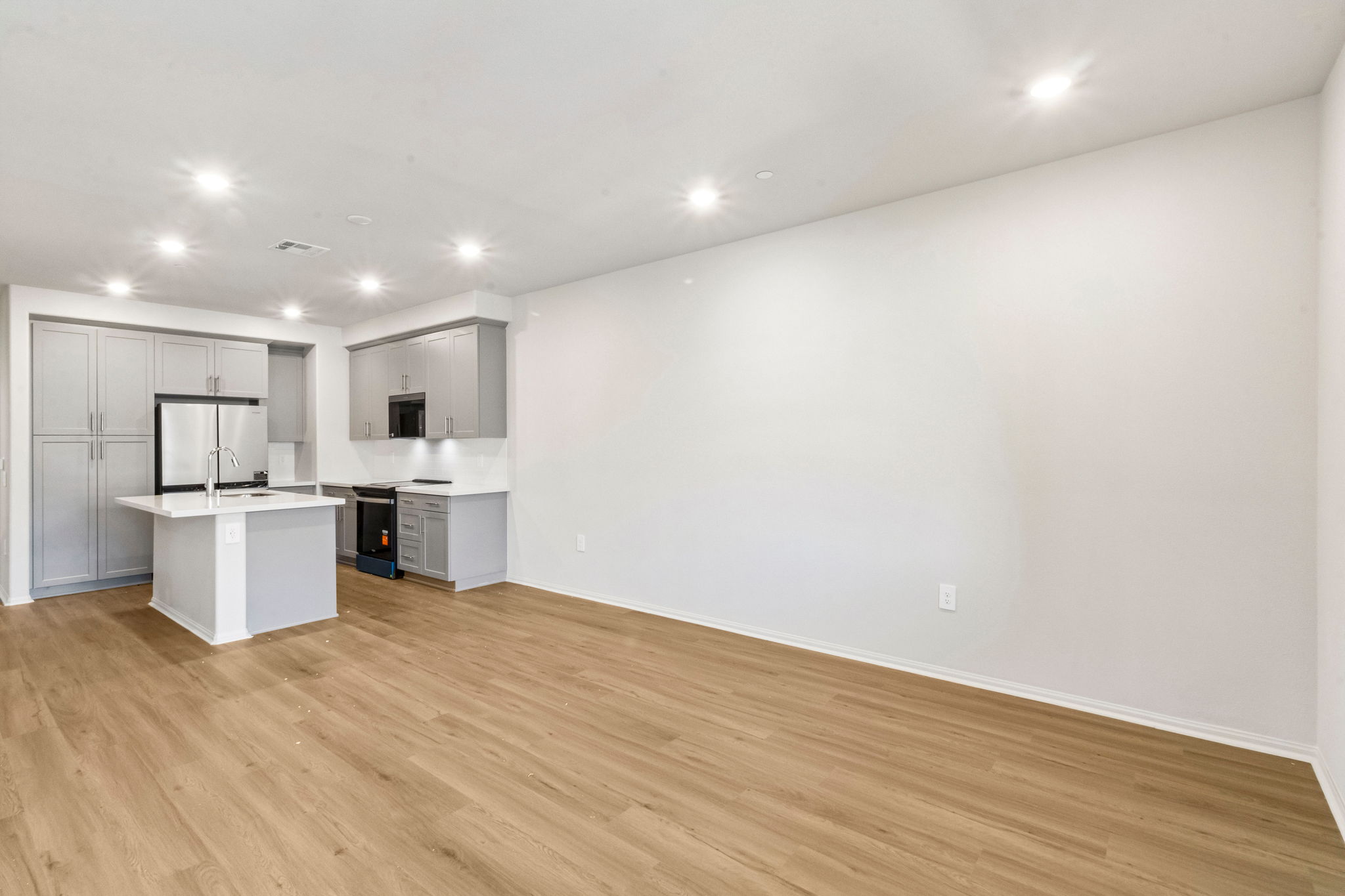 SoCal - Pacifica - 4873 Merida Way Oceanside CA 92057 - 005