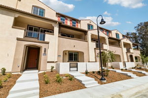 SoCal - Pacifica - 4873 Merida Way Oceanside CA 92057 - 001